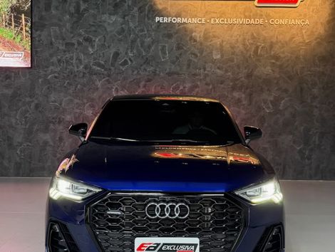 Audi Q3 SPB Perf. Black 2.0 TFSI Tipt. Quat.