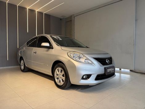 Nissan VERSA SL 1.6 16V Flex Fuel 4p Mec.