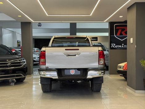 Toyota Hilux CD SRX 4x4 2.8 TDI 16V Diesel Aut.