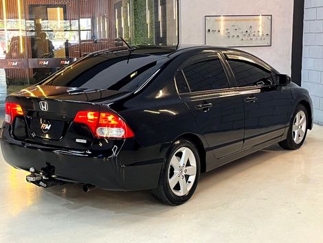 Honda Civic Sedan LXS 1.8/1.8 Flex 16V Mec. 4p