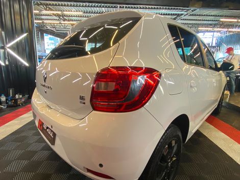 Renault SANDERO Expression Hi-Power 1.6 8V 5p