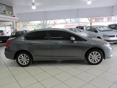Honda Civic Sedan LXR 2.0 Flexone 16V Aut. 4p