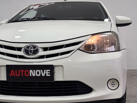 Toyota ETIOS XS Sedan1.5 Flex 16V 4p Mec.
