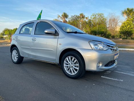 Toyota ETIOS XLS 1.5 Flex 16V 5p Mec.
