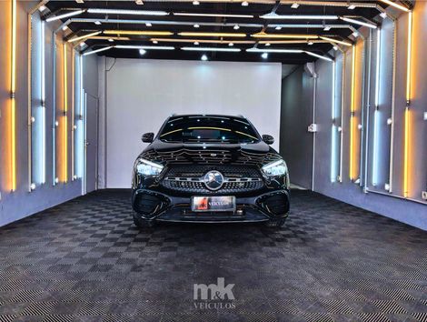 Mercedes GLA 200 AMG Line 1.3 16V TB Aut.(Híb.)
