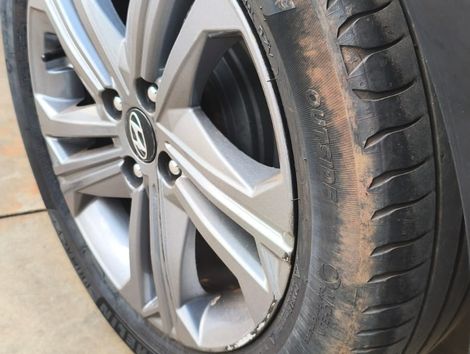 Hyundai HB20S Comfort Plus 1.0 TB Flex 12V Aut