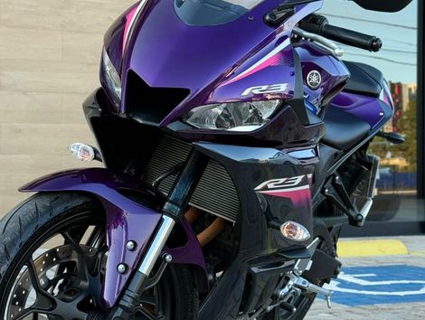 YAMAHA YZF R-3 321/ABS