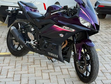 YAMAHA YZF R-3 321/ABS