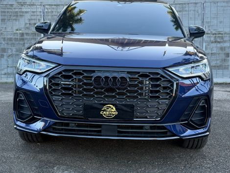 Audi Q3 SPB Perf. Black 2.0 TFSI Tipt. Quat.