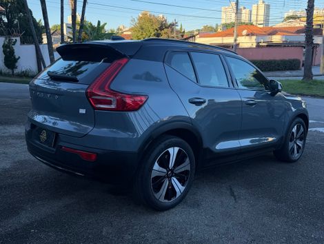 Volvo XC 40 Recharge Plus (Elétrico)