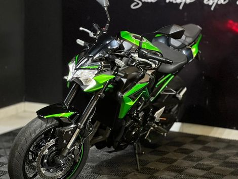 KAWASAKI Z 900