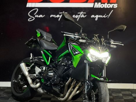 KAWASAKI Z 900