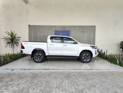 Toyota Hilux CD SRX 4x4 2.8 TDI 16V Diesel Aut.