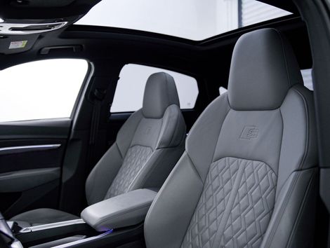 Audi E-TRON Sportback Perf. Aut. (Elétrico)