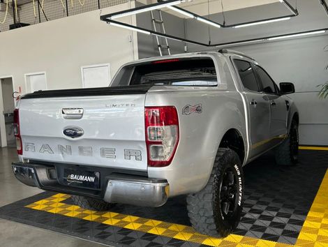 Ford Ranger Limited 3.2 4x4 CD Diesel Aut.