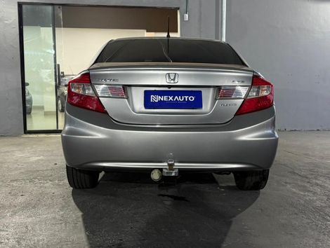 Honda Civic Sedan LXS 1.8/1.8 Flex 16V Aut. 4p