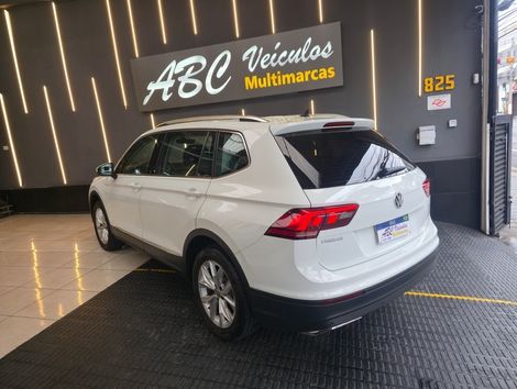 VolksWagen TIGUAN Allspac Comf 250 TSI 1.4 Flex
