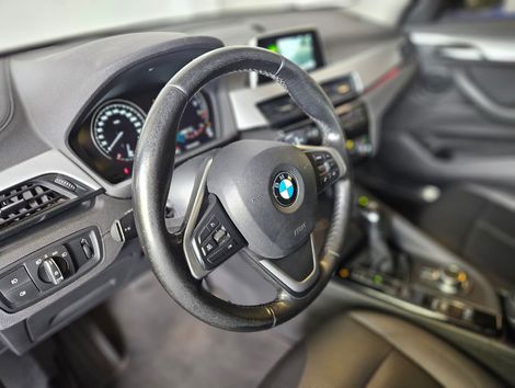 BMW X2 SDRIVE 18i 1.5 ActiveFlex 136cv Aut.