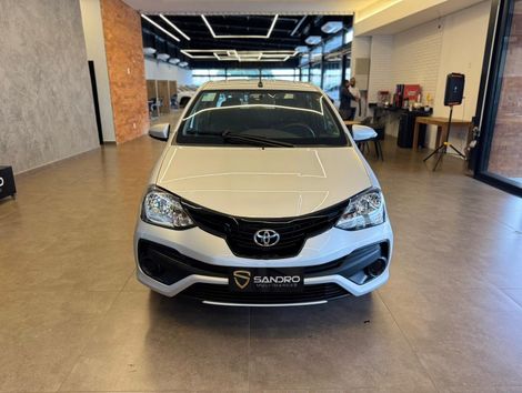 Toyota ETIOS X Plus 1.5 Flex 16V 5p Mec.