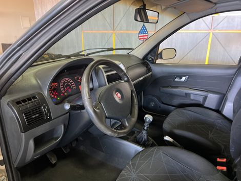 Fiat Palio ELX 1.4 Fire/30 Anos F. Flex 8V 4p