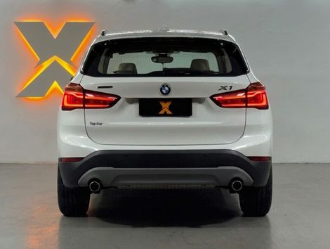 BMW X1 SDRIVE 20i X-Line 2.0 TB Active Flex