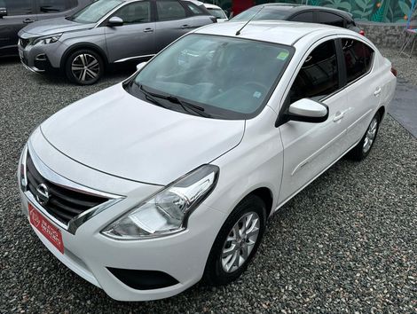 Nissan VERSA SV 1.6 16V FlexStart 4p Aut.
