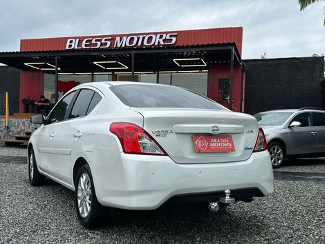 Nissan VERSA SV 1.6 16V FlexStart 4p Aut.