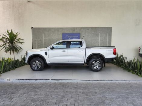 Ford Ranger XLT 3.0 V6 4x4 CD TB  Die. Aut.