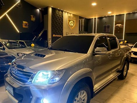 Toyota Hilux CD SRV D4-D 4x4 3.0 TDI Diesel Aut