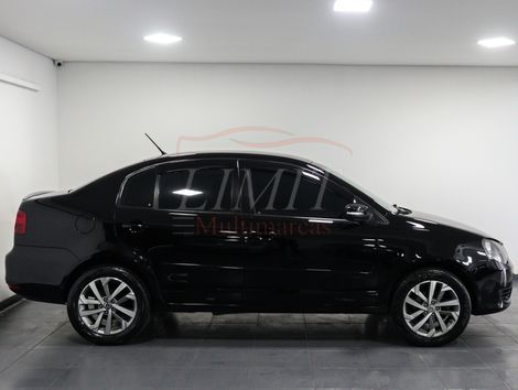 VolksWagen Polo Sedan 1.6 Mi Total Flex 8V 4p