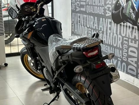 SUZUKI DL 650 XT V-STROM