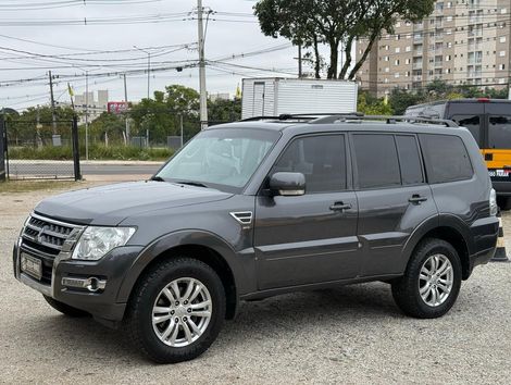 Mitsubishi Pajero HPE Full 3.2 4x4 T.I.Dies. 5p Aut