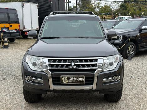 Mitsubishi Pajero HPE Full 3.2 4x4 T.I.Dies. 5p Aut