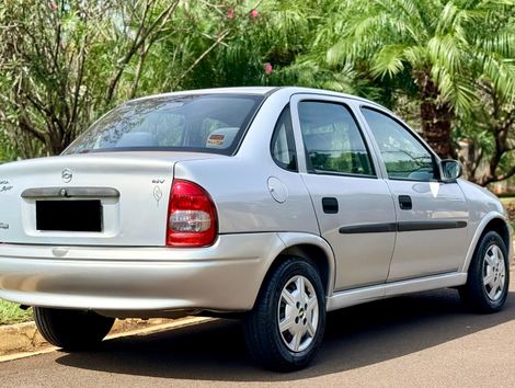 Chevrolet Corsa Sedan Super 1.0 MPFI 16V 4p