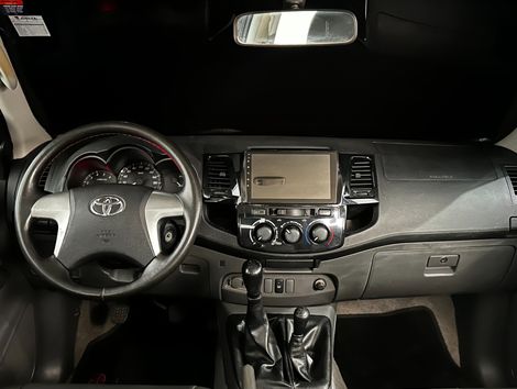 Toyota Hilux CD D4-D 4x4 3.0 TDI Dies. Mec.