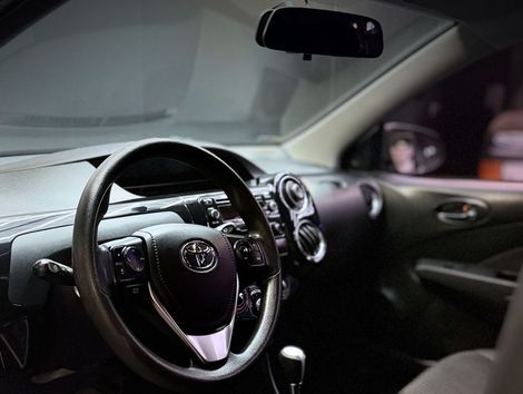 Toyota ETIOS XLS 1.5 Flex 5p Aut.
