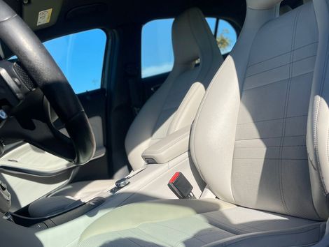 Mercedes GLA 200 Vision 1.6/1.6 TB 16V Flex Aut.
