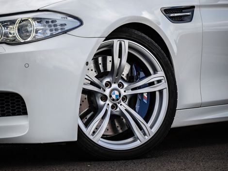 BMW M5 4.4 560cv Bi-Turbo Aut.
