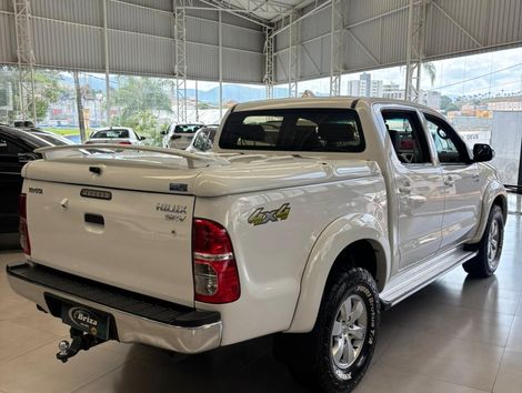 Toyota Hilux CD SRV 4x4 2.7 Flex 16V Aut.
