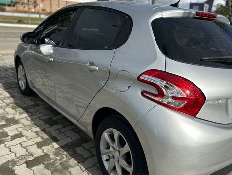 Peugeot 208 Allure 1.5 Flex 8V 5p