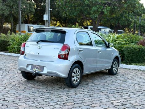 Toyota ETIOS X 1.3 Flex 16V 5p Mec.