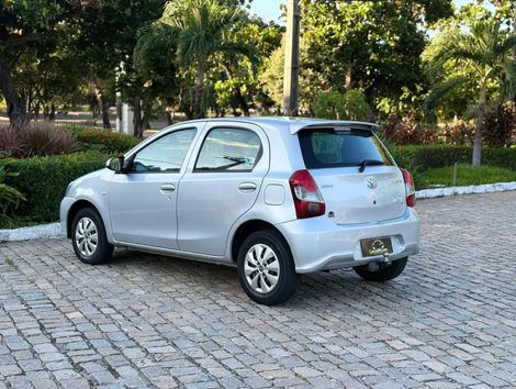 Toyota ETIOS X 1.3 Flex 16V 5p Mec.