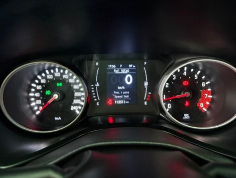 Fiat Toro Freedom 1.8 16V Flex Aut.