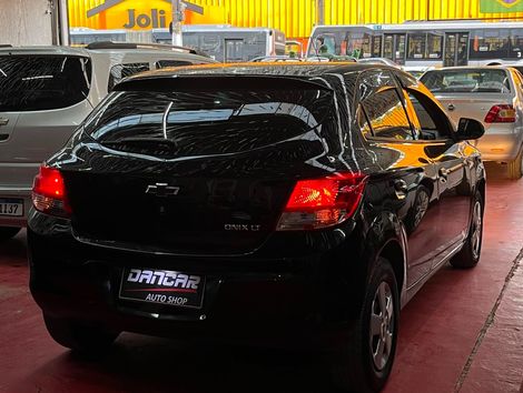 Chevrolet ONIX HATCH LT 1.0 8V FlexPower 5p Mec.