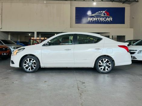 Nissan VERSA SL 1.6 16V FlexStart 4p Aut.