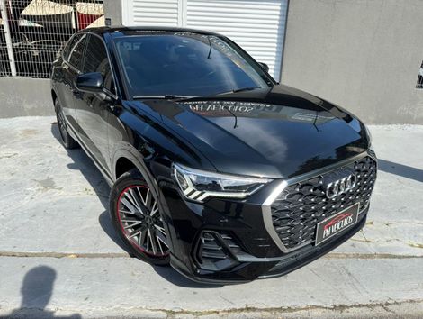 Audi Q3 SPB Perf. Black 2.0 TFSI Tipt. Quat.