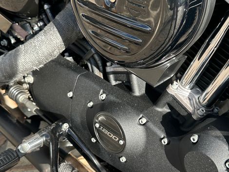 Harley XL 1200NS SPORTSTER IRON
