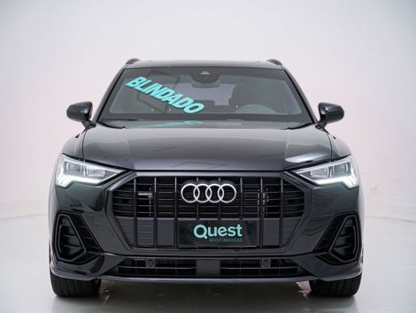 Audi Q3 Perf. Black.Plus 2.0 TFSI Tip. Quat.