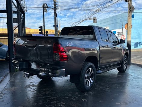 Toyota Hilux CD SR 4x4 2.8 TDI Diesel Aut.