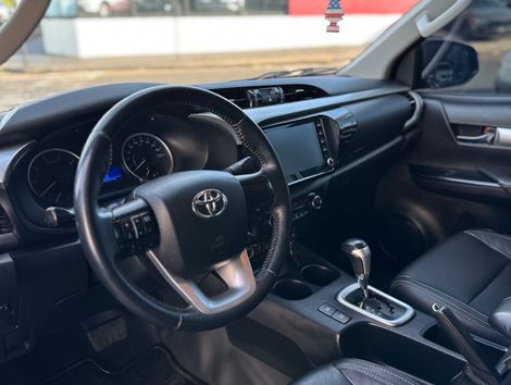 Toyota Hilux CD SR 4x4 2.8 TDI Diesel Aut.